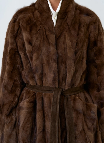Женская шуба из меха норки  поясом  фото