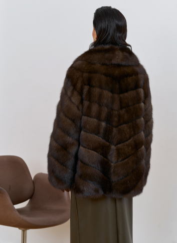 Женская шуба из соболя с воротником шаль