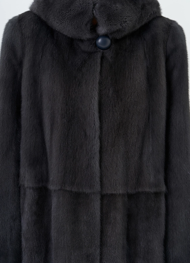 Женская шуба из меха норки с капюшоном модель № 32108 универмаг малина