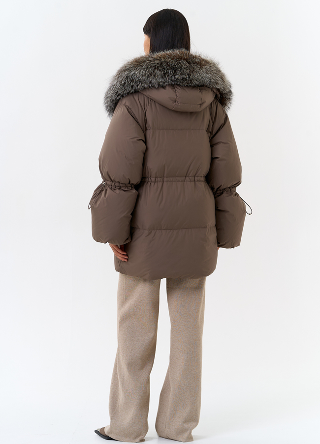 Женский пуховик с капюшоном из меха чернобурки модель № 32016 в рассрочку