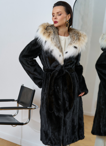Норковая шуба с рысью в черном цвете