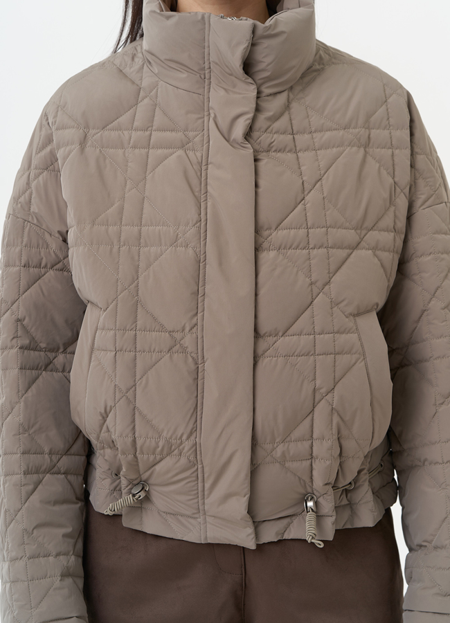 Короткая куртка с воротником стойкой модель № 30033 универмаг малина