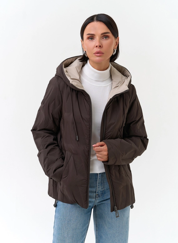 Женская куртка с капюшоном