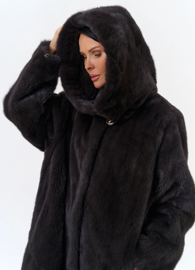 Шуба из норки с капюшоном модель № 31176 универмаг малина