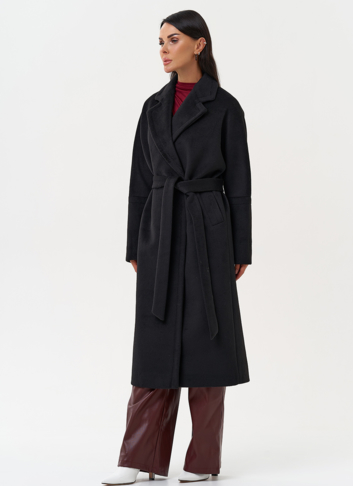 Женское пальто черного цвета